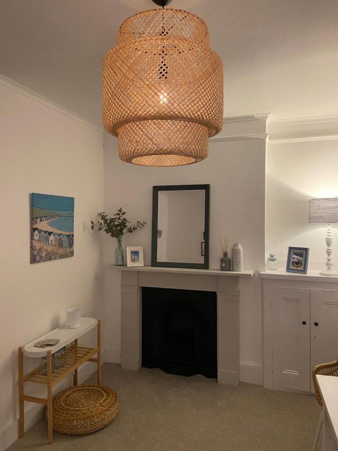 Centrally Located, Comfortable Apartment Near Station, Beach And North Laines Brighton Exterior foto