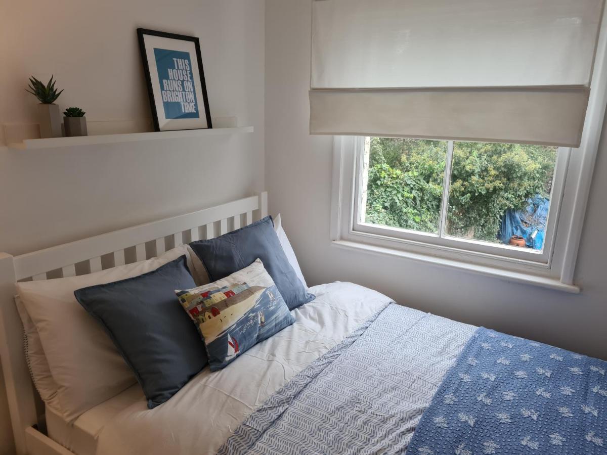 Centrally Located, Comfortable Apartment Near Station, Beach And North Laines Brighton Exterior foto