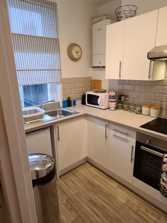 Centrally Located, Comfortable Apartment Near Station, Beach And North Laines Brighton Exterior foto